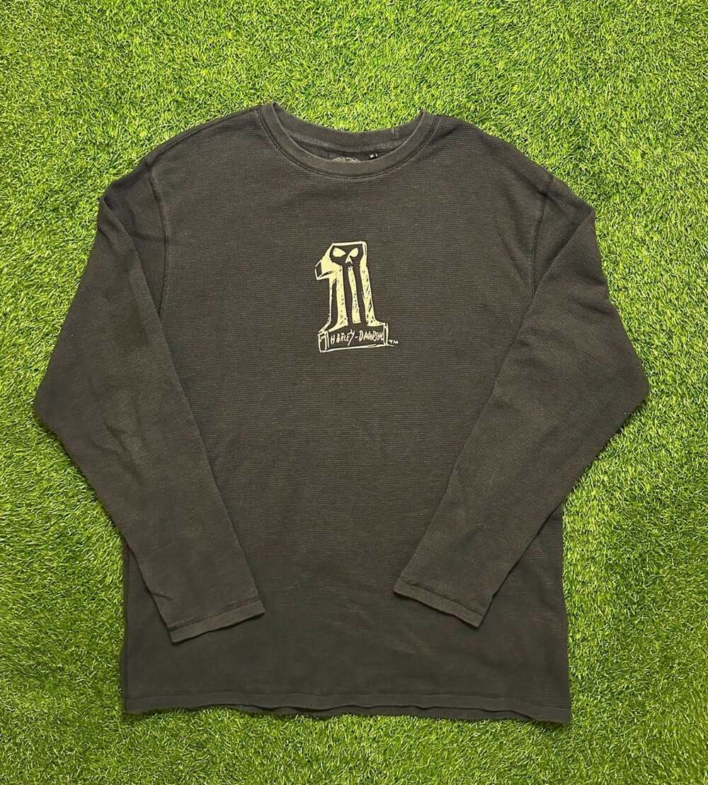 Vintage Harley-Davidson Number 1 Skull Graphic Black Waffle Knit Long Sleeve The